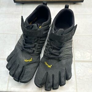 Vibram 5 finger shoes!